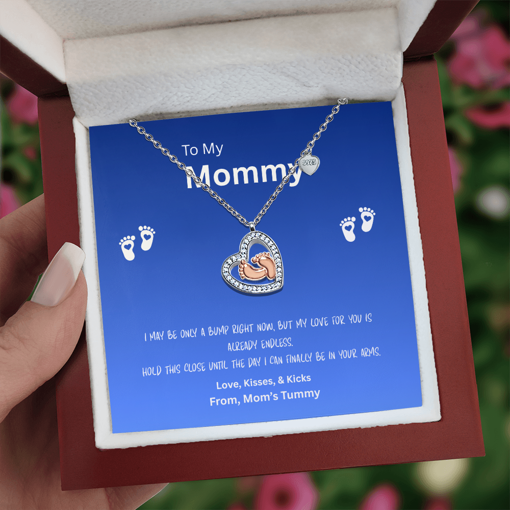 To My Mommy - Dazzling Forever Love Heart Necklace”